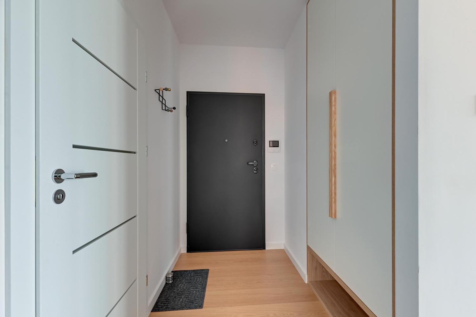 Grand Apartments - Doki Living & Foodhall Gdansk Bagian luar foto