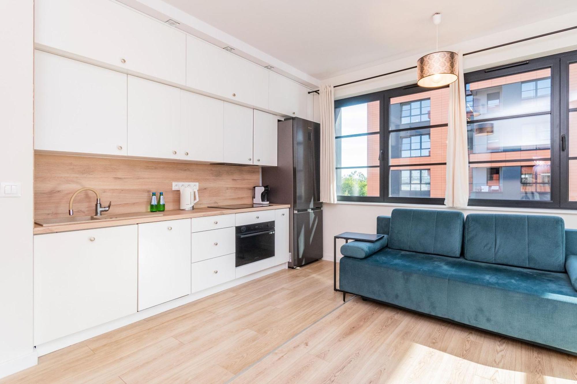 Grand Apartments - Doki Living & Foodhall Gdansk Bagian luar foto